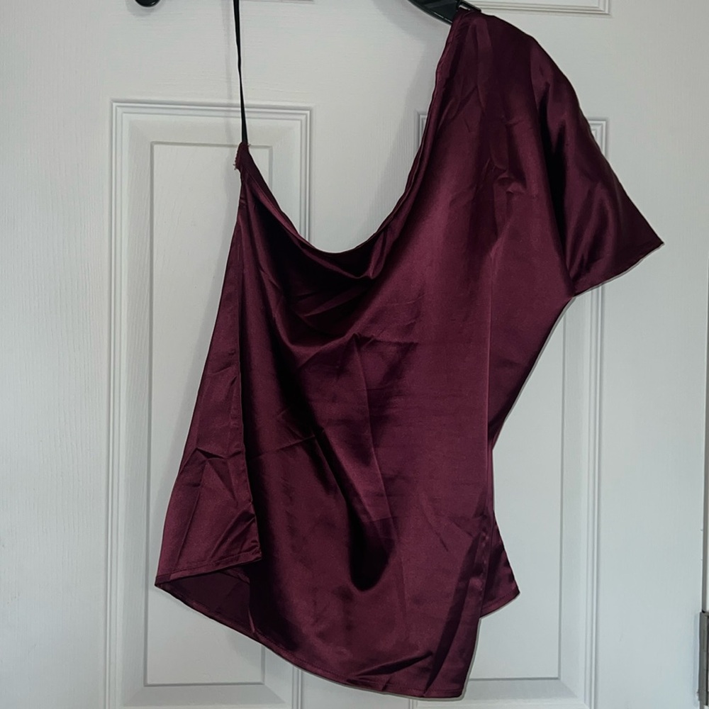 Amazon off the shoulder top size xl